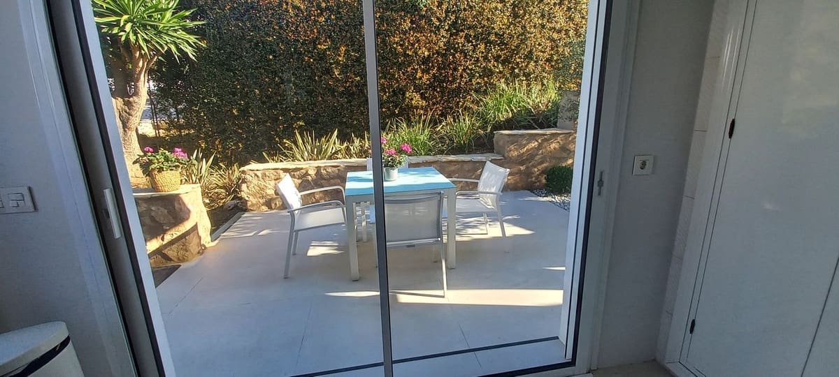   4 soveværelse   ferieVilla i El Chaparral   med   swimmingpool   - € 6.000 (Ref: 5413991)