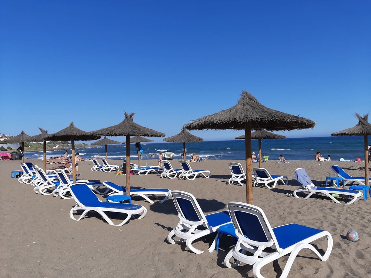   4 soveværelse   ferieVilla i El Chaparral   med   swimmingpool   - € 6.000 (Ref: 5413991)