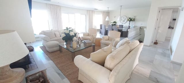   4 soveværelse   ferieVilla i El Chaparral, Mijas med   swimmingpool   - € 6.000 (Ref: 5413991)