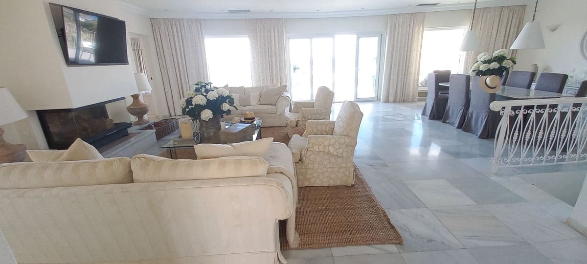 4 bedroom Villa for holiday rental in El Chaparral with pool - € 7,000 (Ref: 5413991)