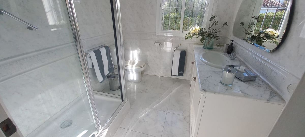 4 bedroom Villa for holiday rental in El Chaparral with pool - € 7,000 (Ref: 5413991)