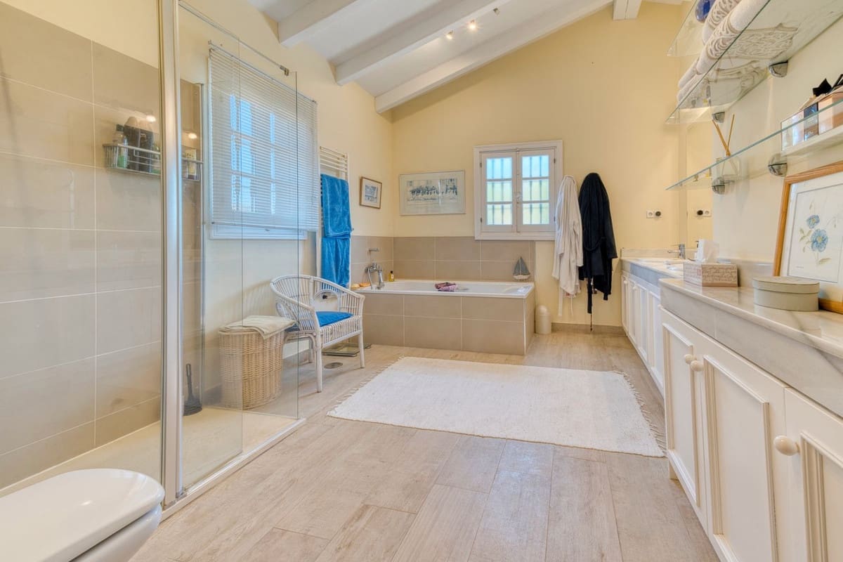 4 slaapkamer Villa te koop in La Cala de Mijas met zwembad garage - € 1.650.000 (Ref: 9109820)