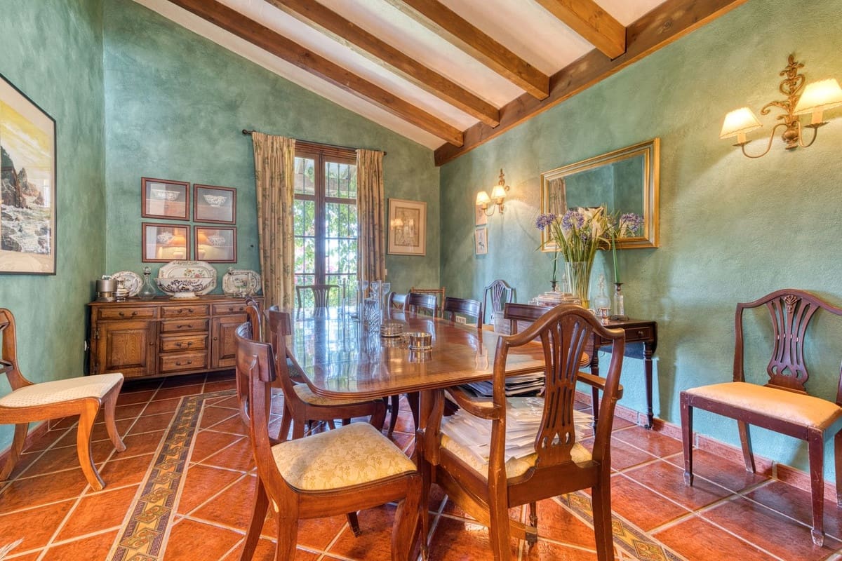 4 soverom Villa til salgs i La Cala de Mijas med svømmebasseng garasje - € 1 650 000 (Ref: 9109820)