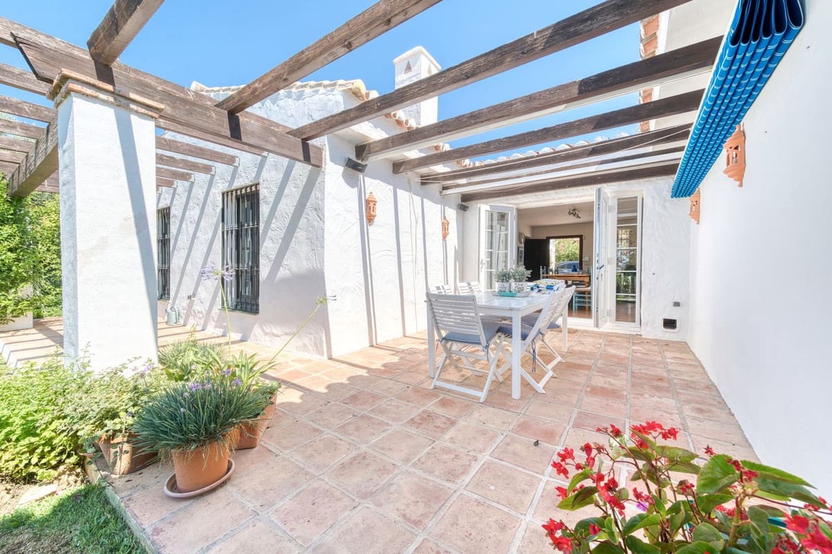 4 soverom Villa til salgs i La Cala de Mijas med svømmebasseng garasje - € 1 650 000 (Ref: 9109820)