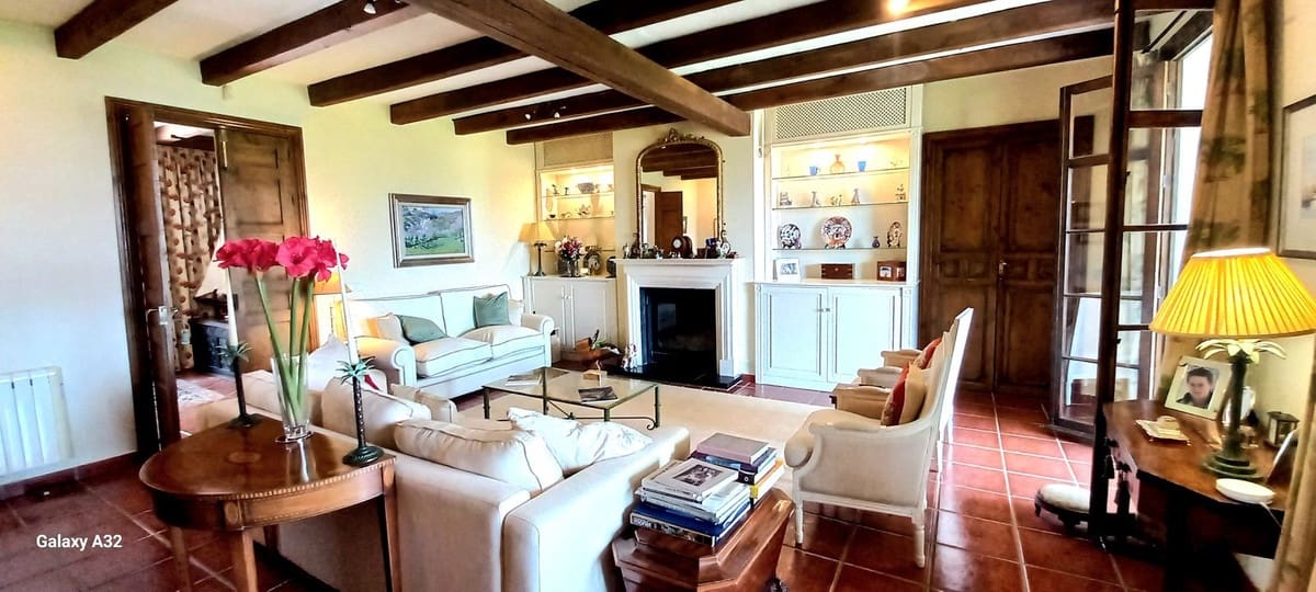 4 Zimmer Villa zu verkaufen in La Cala de Mijas mit Pool Garage - 1.650.000 € (Ref: 9109820)