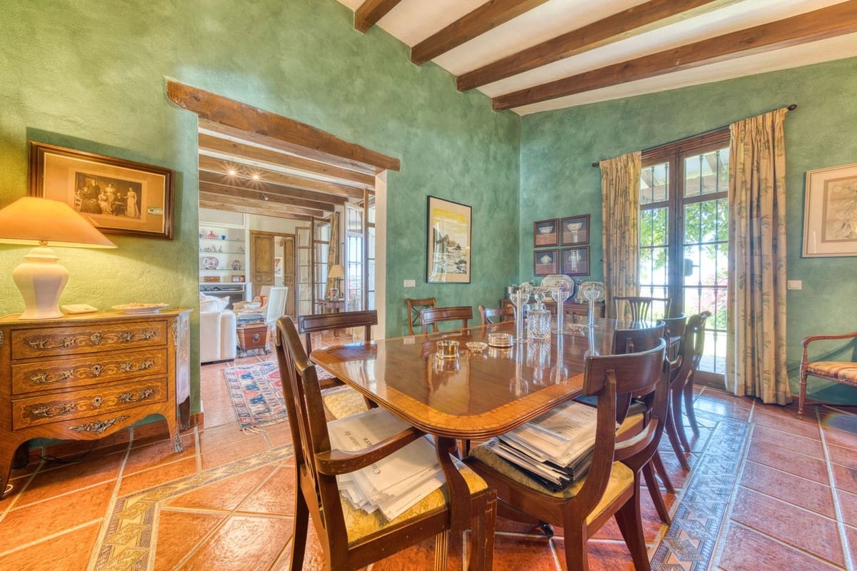 4 Zimmer Villa zu verkaufen in La Cala de Mijas mit Pool Garage - 1.650.000 € (Ref: 9109820)