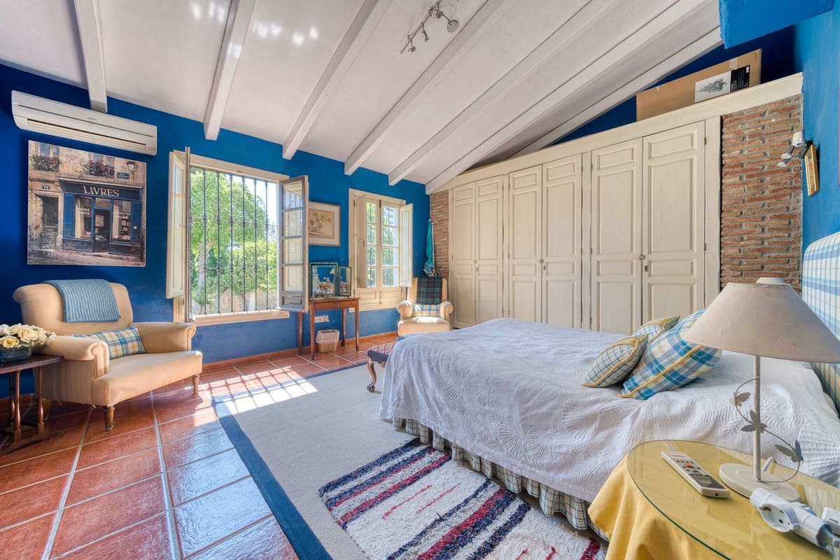 4 Zimmer Villa zu verkaufen in La Cala de Mijas mit Pool Garage - 1.650.000 € (Ref: 9109820)