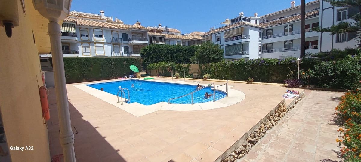1 makuuhuone Huoneisto myytävänä paikassa La Cala de Mijas mukana uima-altaan - 250 000 € (Ref: 9116536)