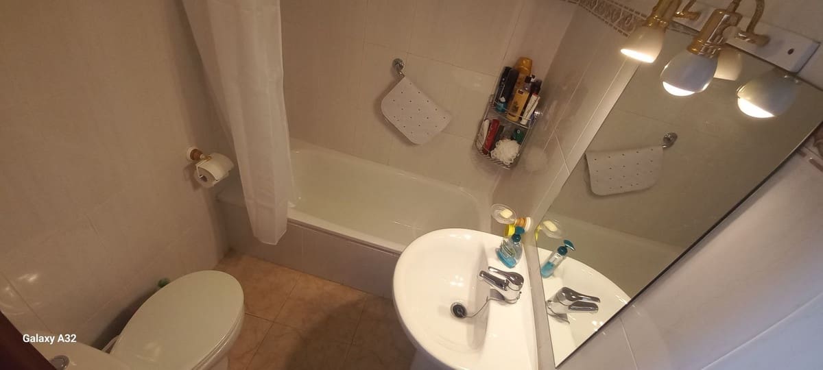 1 makuuhuone Huoneisto myytävänä paikassa La Cala de Mijas mukana uima-altaan - 250 000 € (Ref: 9116536)