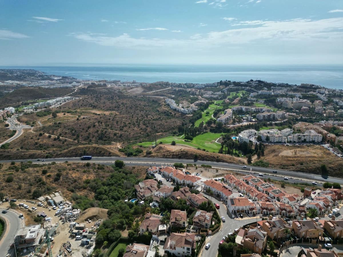 4 soveværelse Villa til salg i Riviera del Sol med swimmingpool garage - € 950.000 (Ref: 9254421)