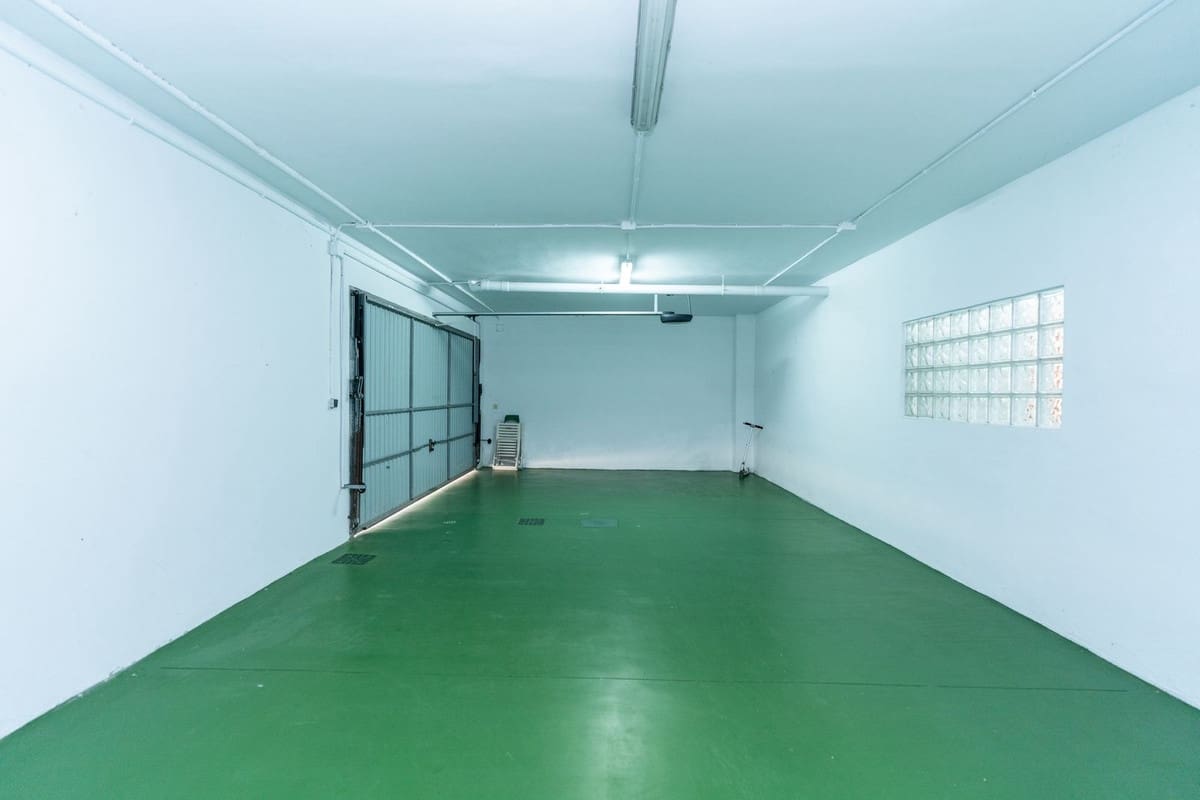 4 soveværelse Villa til salg i Riviera del Sol med swimmingpool garage - € 950.000 (Ref: 9254421)