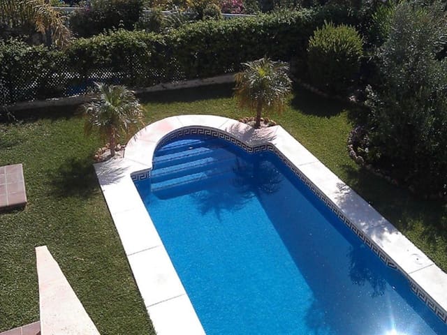 4 sovrum Villa till salu i Riviera del Sol, Mijas med pool garage - 940 000 € (Ref: 9254421)