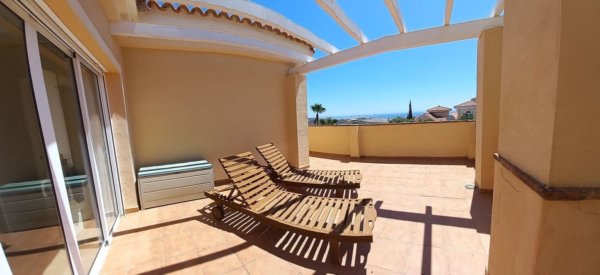 4 sovrum Villa till salu i Riviera del Sol med pool garage - 940 000 € (Ref: 9254421)