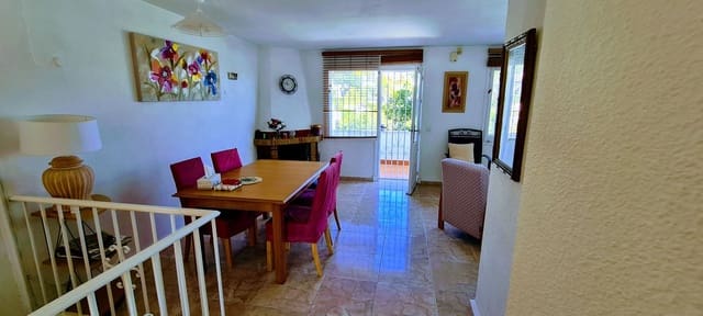 2 bedroom Townhouse for sale in Elviria, Marbella with pool garage - € 395,000 (Ref: 9428807)