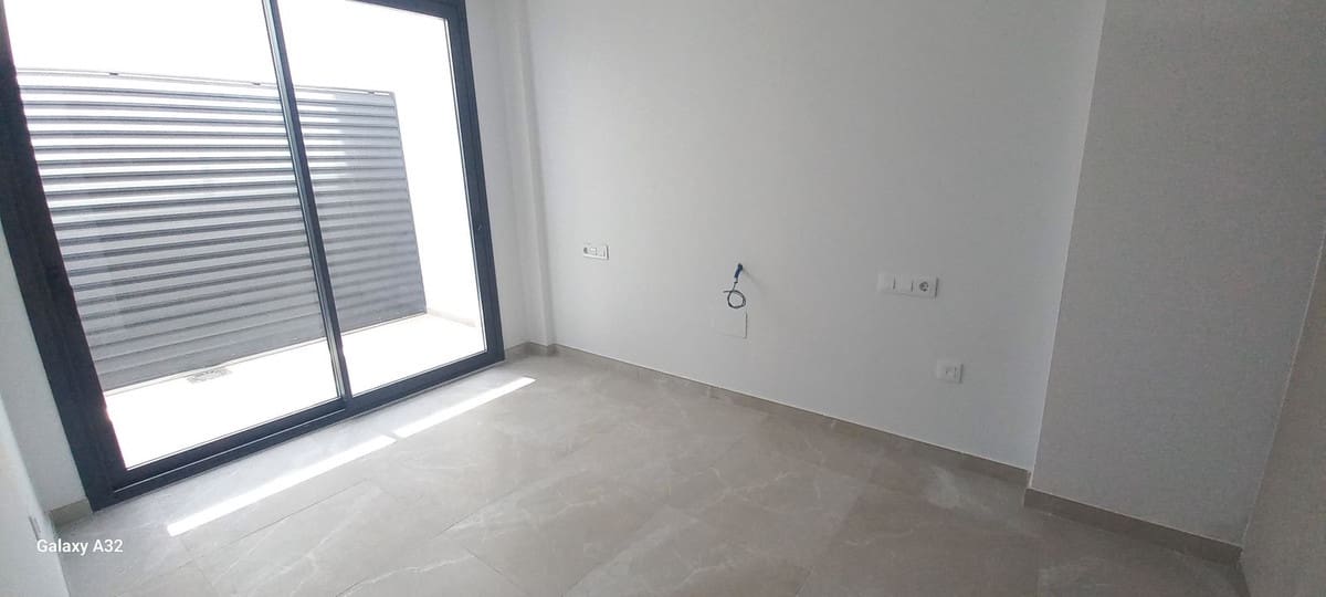 2 slaapkamer Appartement te koop in La Cala de Mijas - € 330.000 (Ref: 9654217)