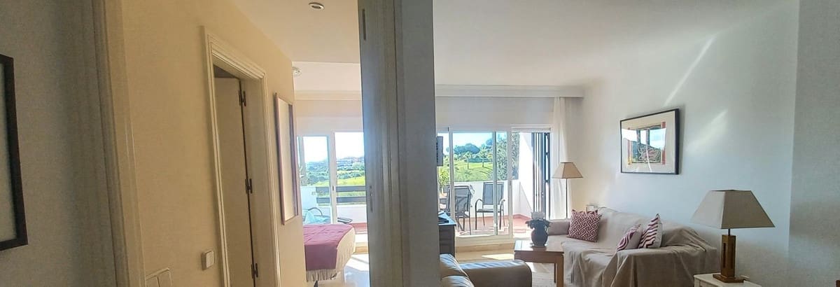 2 Zimmer Apartment zu verkaufen in La Cala de Mijas mit Pool Garage - 310.000 € (Ref: 9714337)