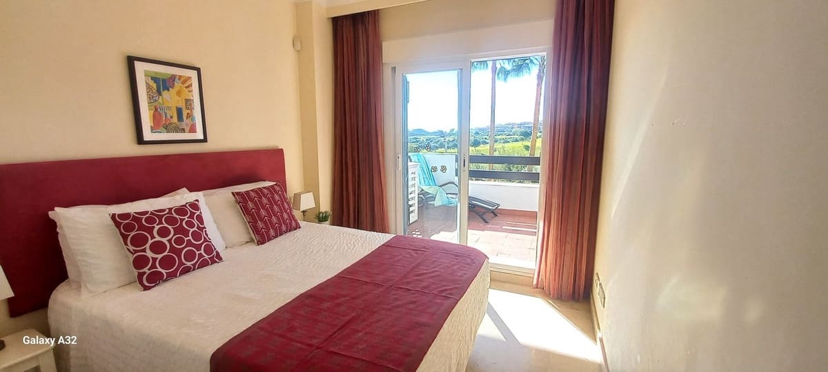 2 Zimmer Apartment zu verkaufen in La Cala de Mijas mit Pool Garage - 310.000 € (Ref: 9714337)