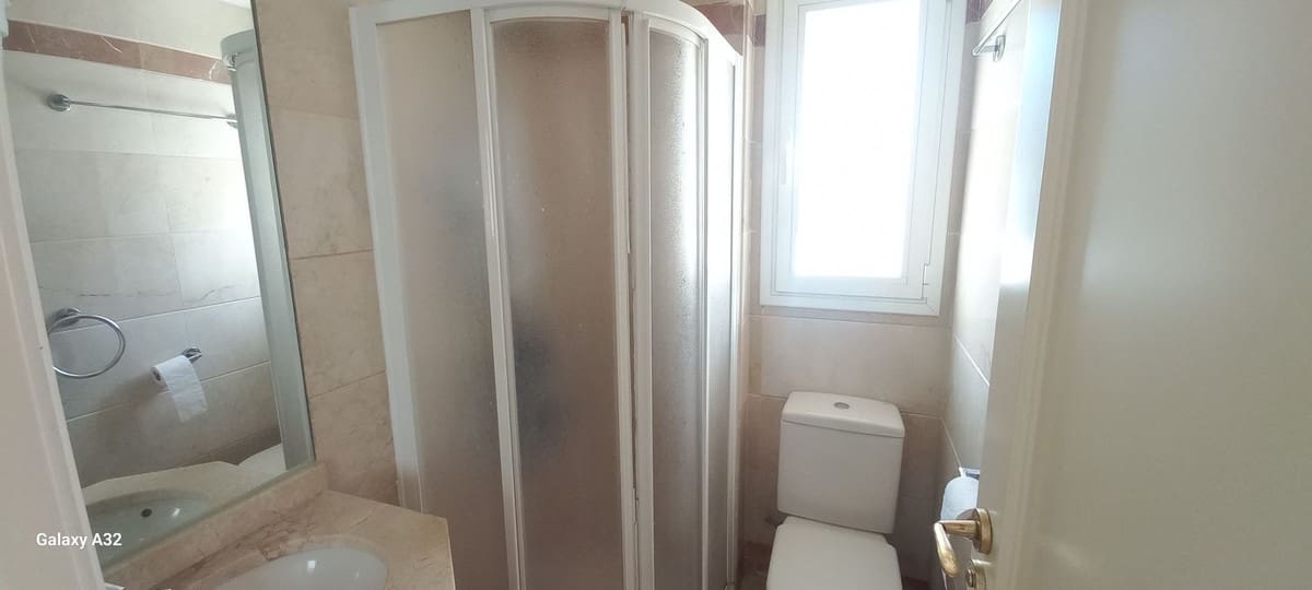 2 Zimmer Apartment zu verkaufen in La Cala de Mijas mit Pool Garage - 310.000 € (Ref: 9714337)