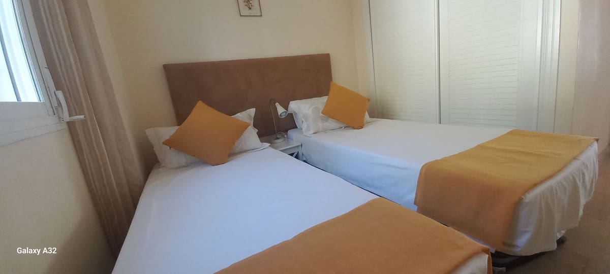 2 Zimmer Apartment zu verkaufen in La Cala de Mijas mit Pool Garage - 310.000 € (Ref: 9714337)
