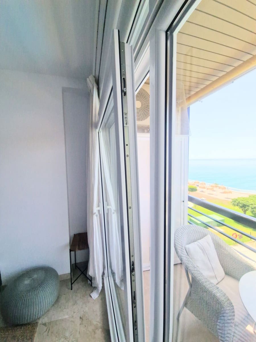 1 bedroom Studio for sale in Torremolinos with pool garage - € 420,000 (Ref: 9861017)