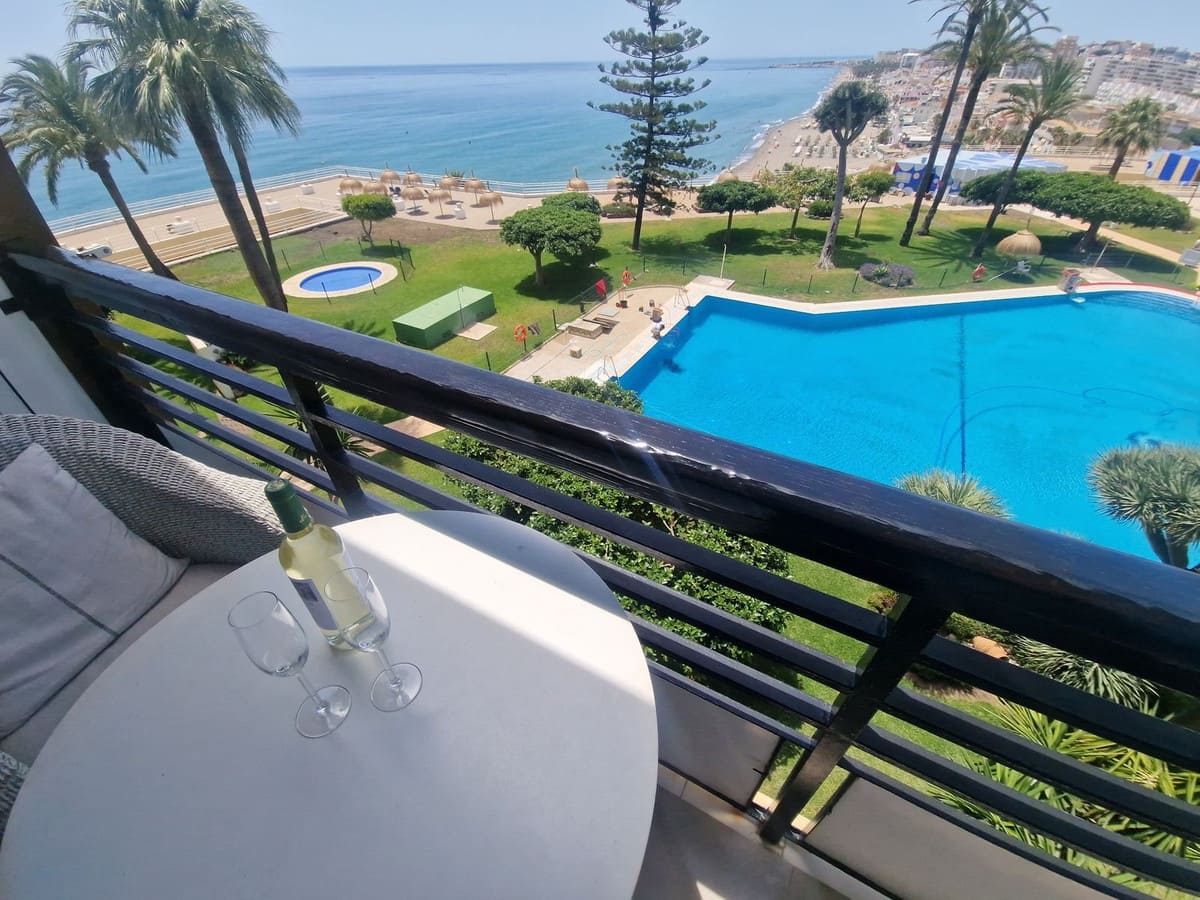 1 bedroom Studio for sale in Torremolinos with pool garage - € 420,000 (Ref: 9861017)