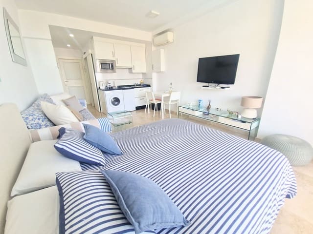 1 sovrum Studio till salu i Torremolinos med pool garage - 420 000 € (Ref: 9861017)
