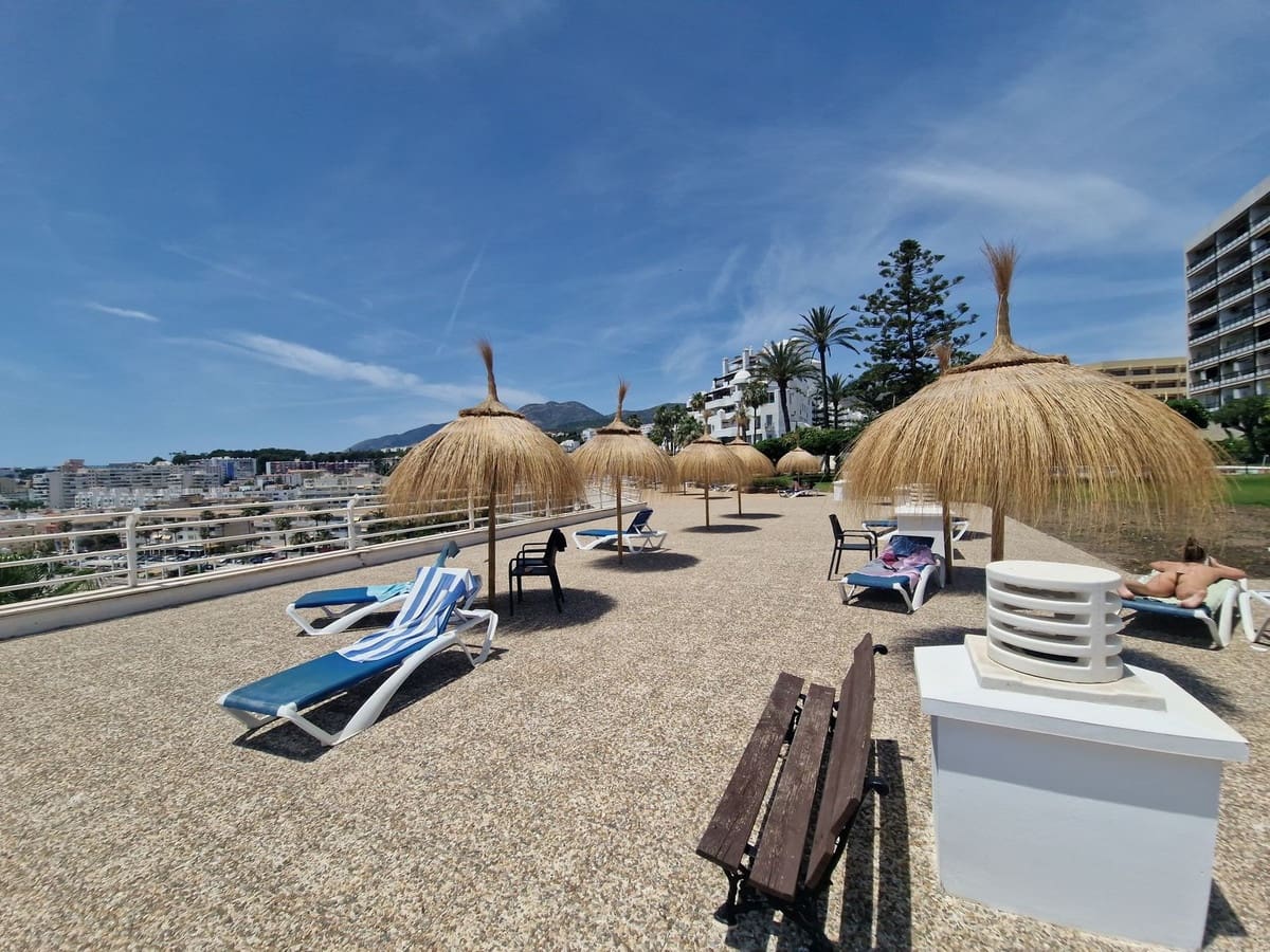 1 bedroom Studio for sale in Torremolinos with pool garage - € 420,000 (Ref: 9861017)