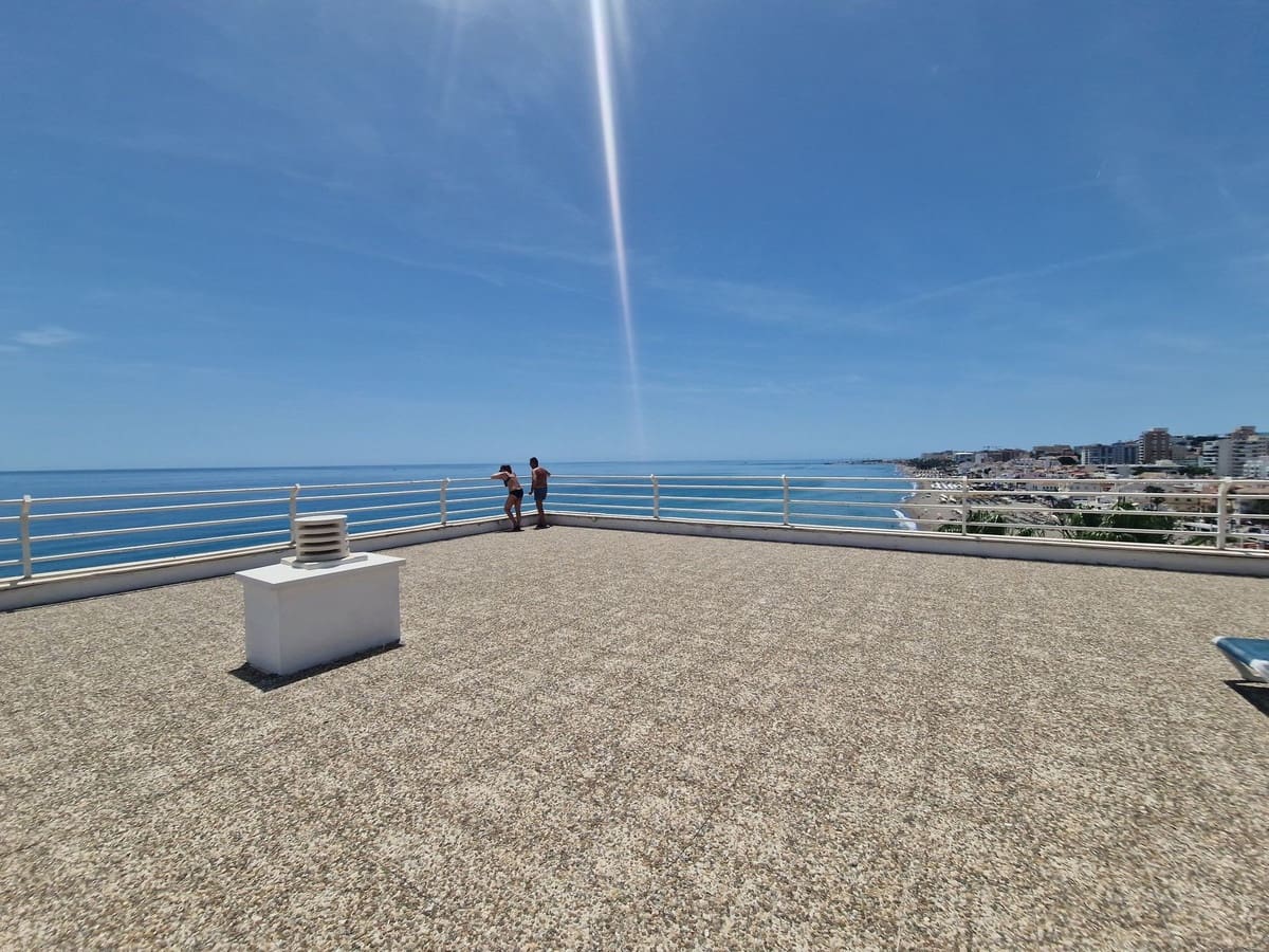 1 bedroom Studio for sale in Torremolinos with pool garage - € 420,000 (Ref: 9861017)
