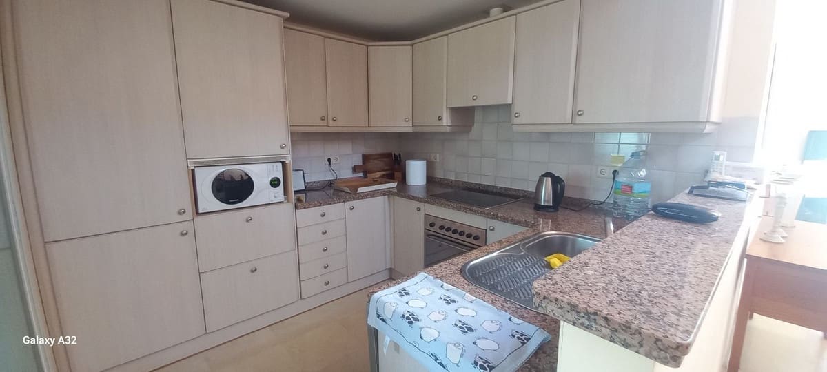 3 chambre Appartement à vendre à Carib Playa avec piscine garage - 630 000 € (Ref: 9872113)