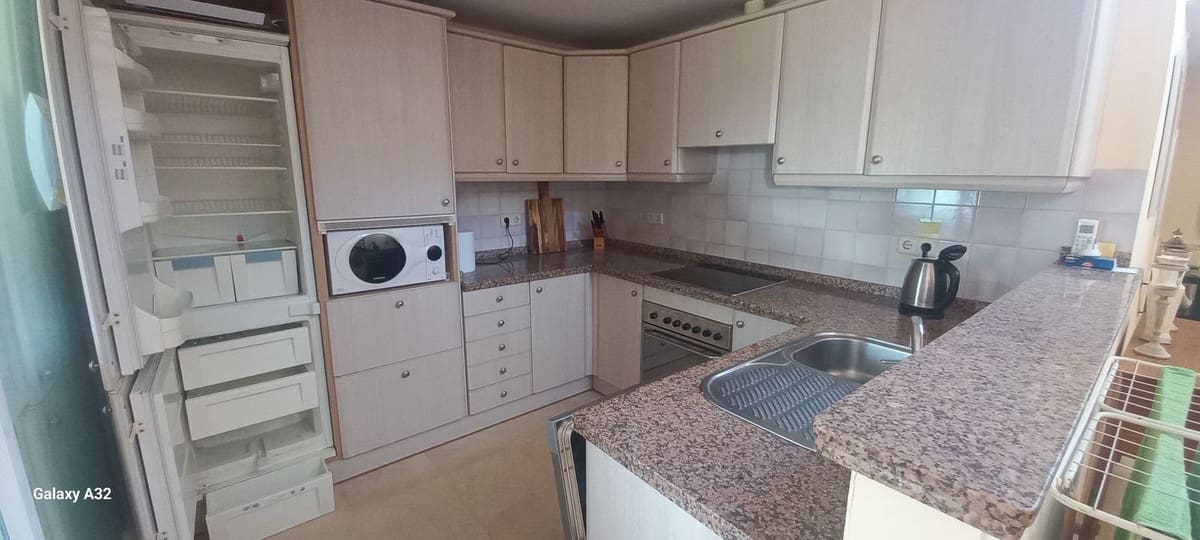 3 bedroom Apartment for sale in Carib Playa with pool garage - € 630,000 (Ref: 9872113)