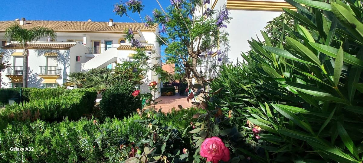 3 bedroom Apartment for sale in Carib Playa with pool garage - € 630,000 (Ref: 9872113)