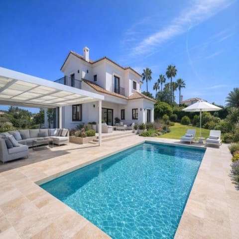 5 slaapkamer Villa te koop in Torrenueva, Mijas met zwembad garage - € 1.230.000 (Ref: 9911550)