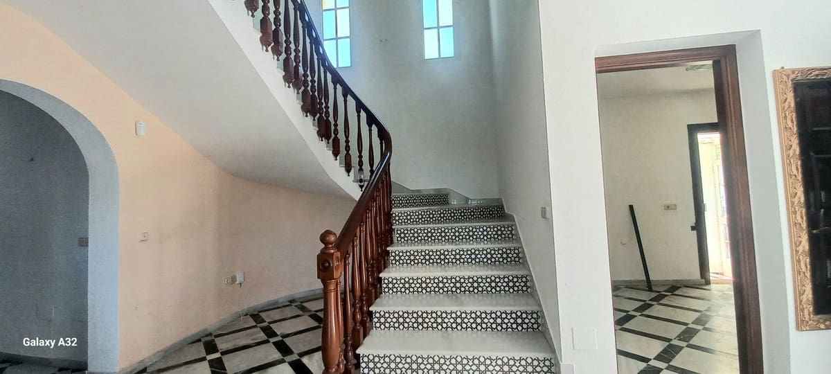 5 slaapkamer Villa te koop in Torrenueva met zwembad garage - € 1.230.000 (Ref: 9911550)