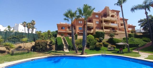 2 soverom Leilighet til salgs i La Reserva, Marbella med svømmebasseng garasje - € 365 000 (Ref: 9972300)