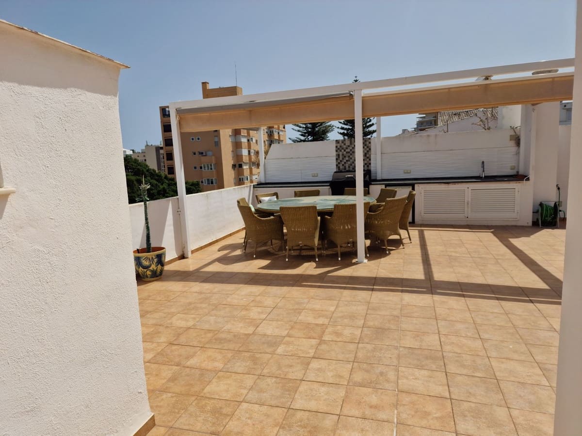 4 soverom Leilighet til salgs i Fuengirola med svømmebasseng garasje - € 849 000 (Ref: 9976165)