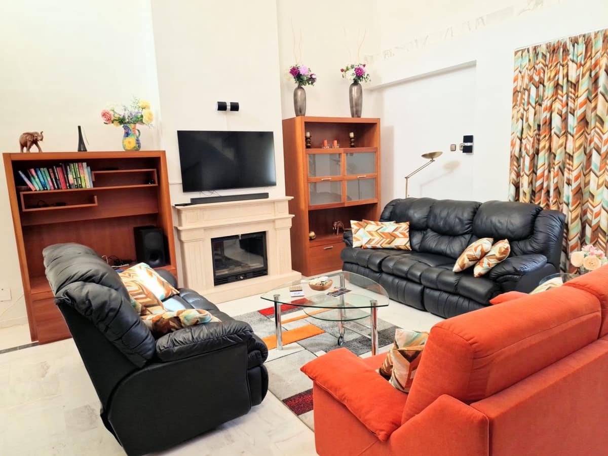 4 soverom Leilighet til salgs i Fuengirola med svømmebasseng garasje - € 849 000 (Ref: 9976165)