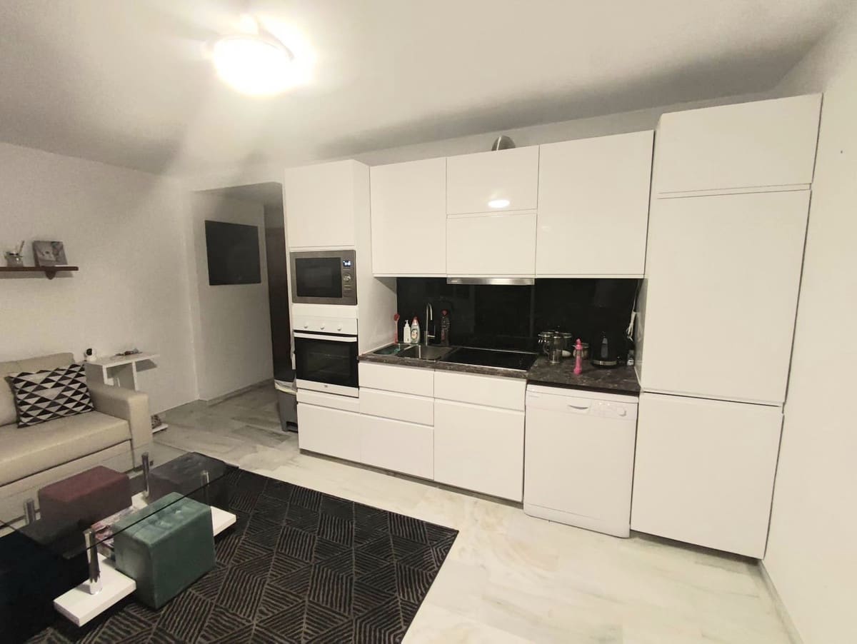 3 soverom Leilighet til salgs i Benalmadena Costa med svømmebasseng garasje - € 350 000 (Ref: 9979272)