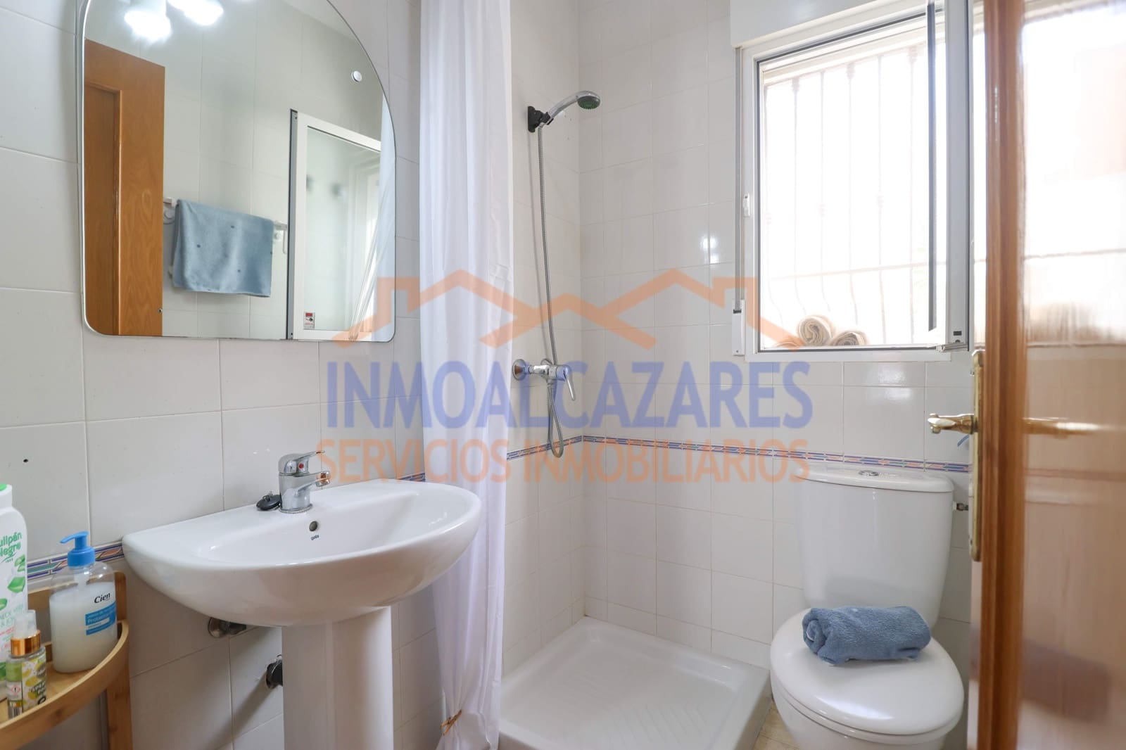 2 bedroom Apartment for sale in El Carmoli with pool - € 169,500 (Ref: 10132033)