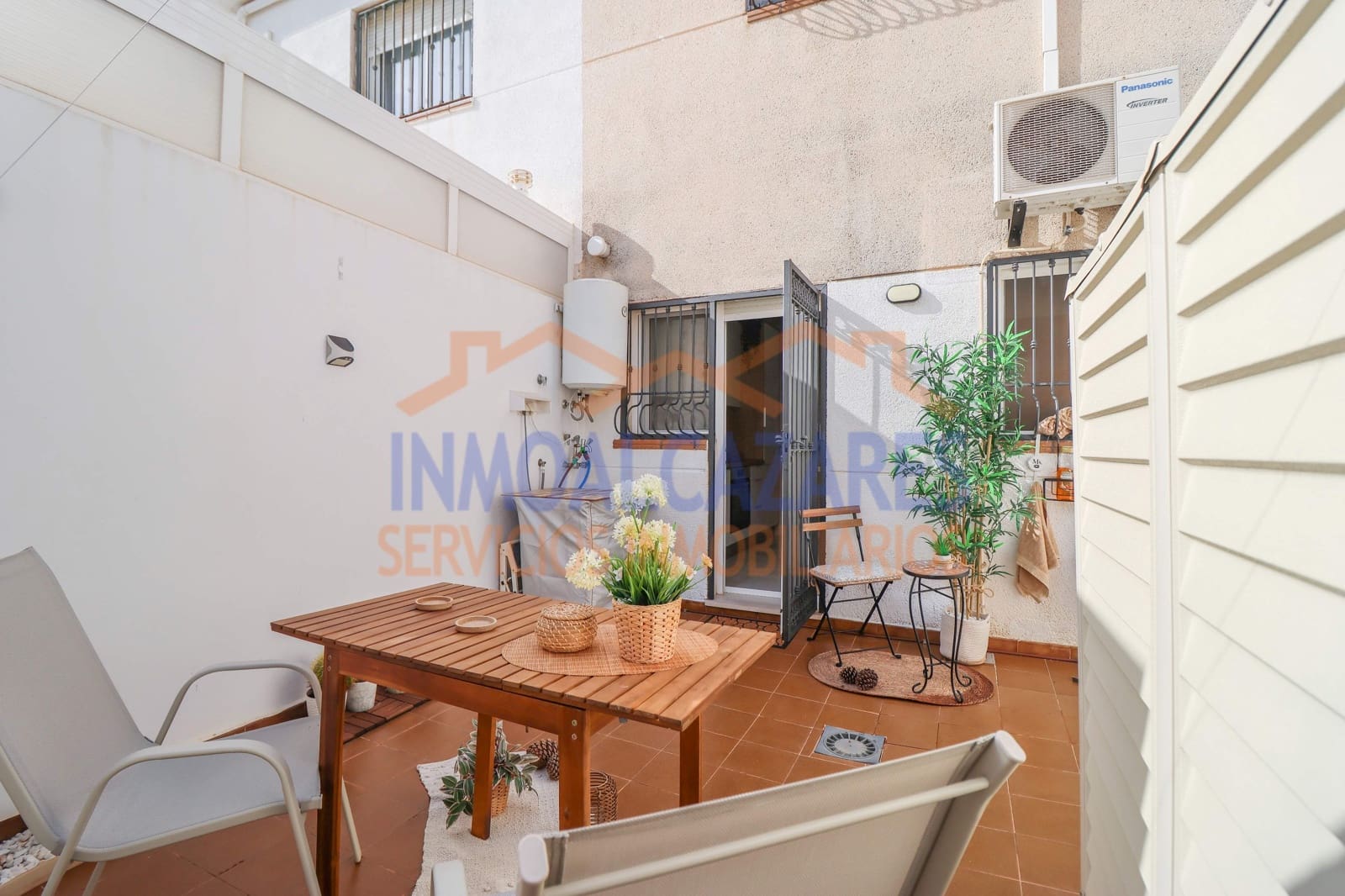 2 bedroom Apartment for sale in El Carmoli with pool - € 169,500 (Ref: 10132033)