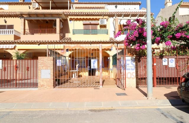 4 bedroom Apartment for sale in Los Narejos, Los Alcázares - € 187,000 (Ref: 10159699)