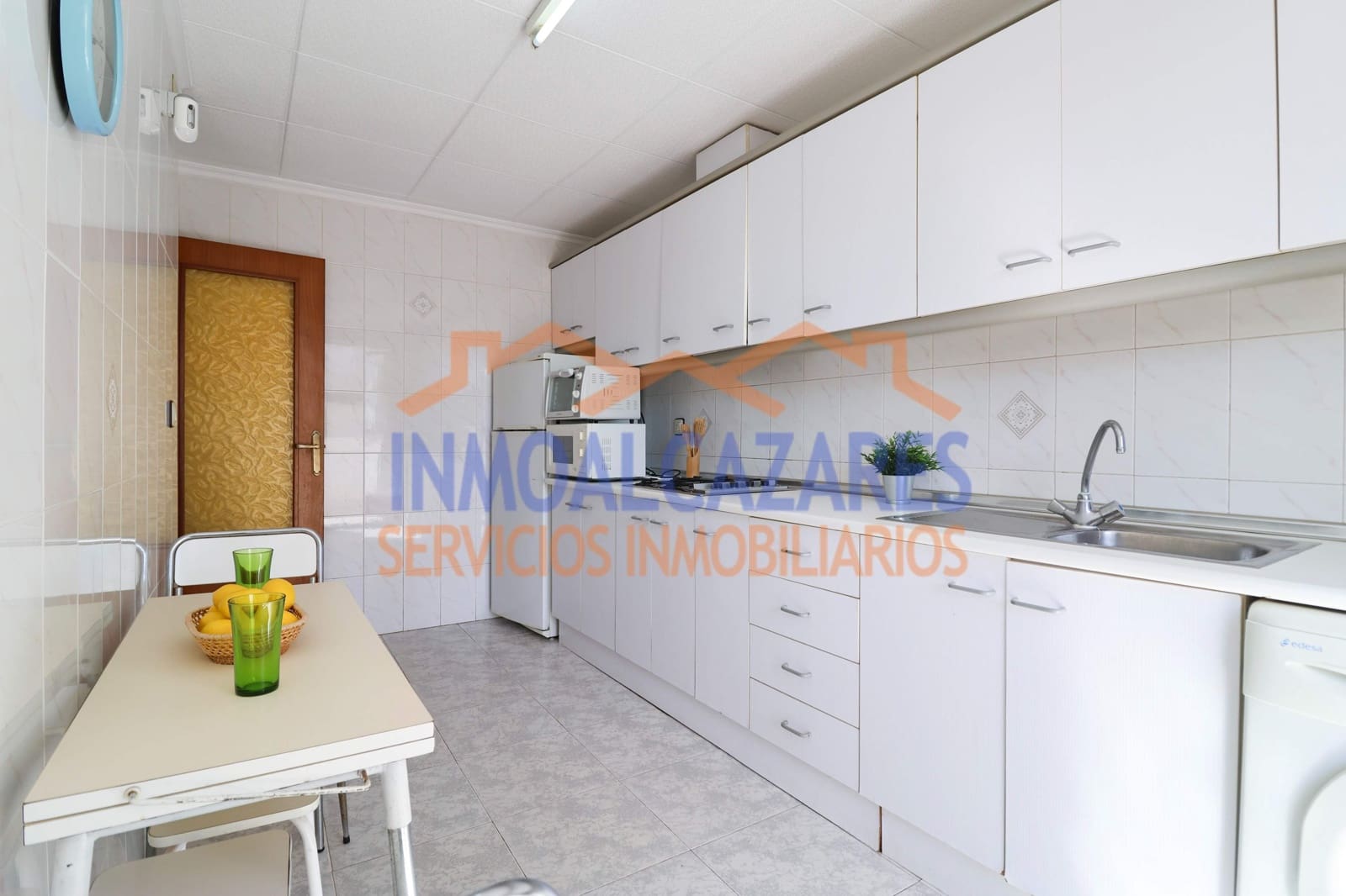 2 bedroom Apartment for sale in Los Alcazares with garage - € 132,000 (Ref: 10173973)