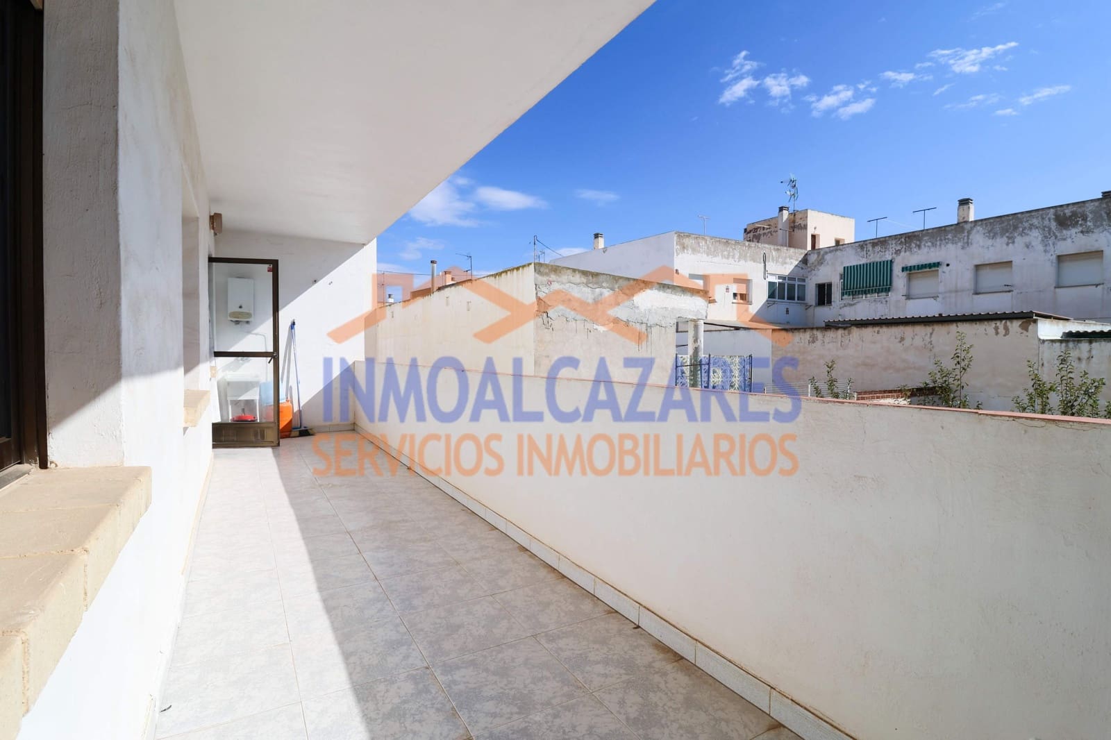 2 bedroom Apartment for sale in Los Alcazares with garage - € 132,000 (Ref: 10173973)