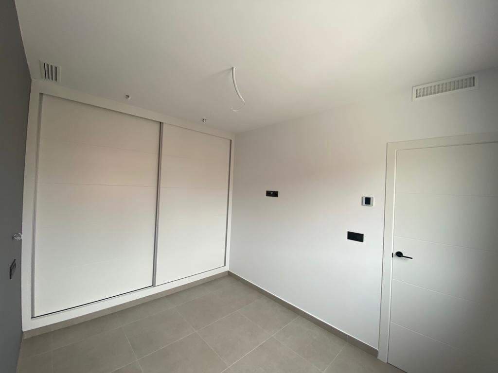 3 bedroom Villa for sale in Los Alcazares with pool garage - € 419,000 (Ref: 7680229)