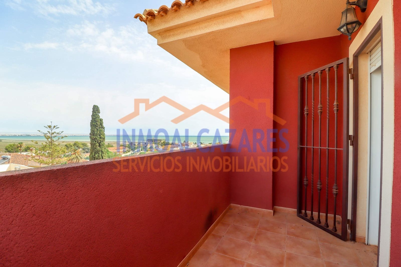 3 soveværelse Villa til salg i El Carmoli med garage - € 215.000 (Ref: 8457023)