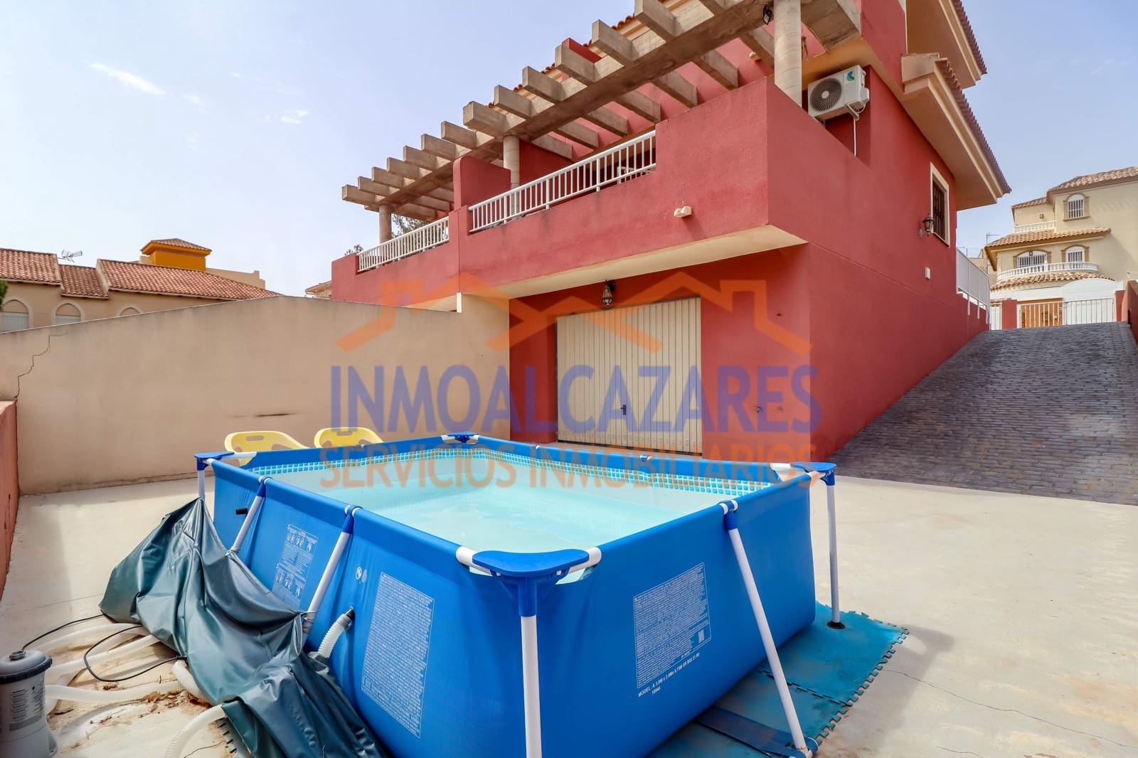 3 soveværelse Villa til salg i El Carmoli med garage - € 215.000 (Ref: 8457023)