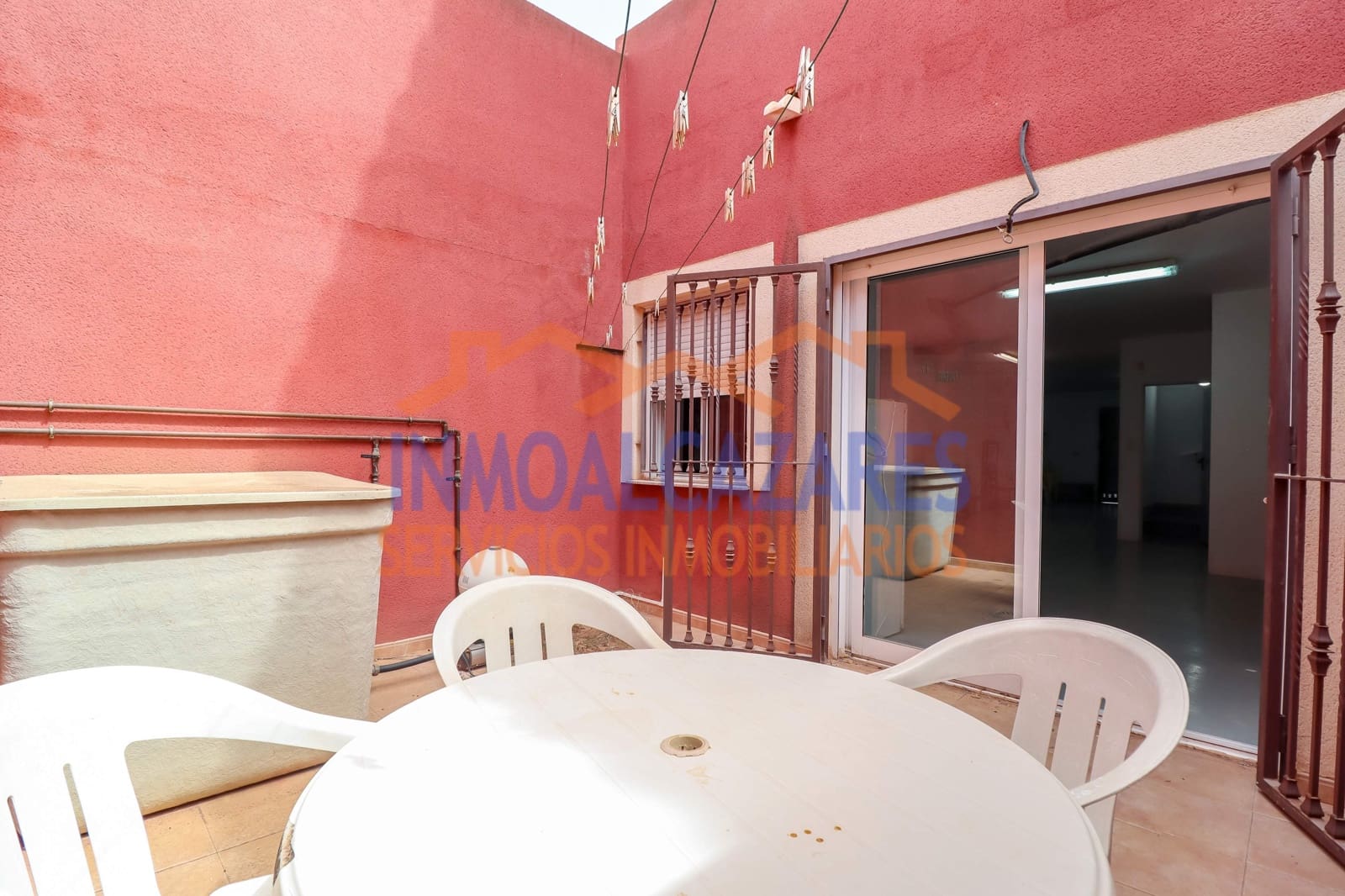 3 soveværelse Villa til salg i El Carmoli med garage - € 215.000 (Ref: 8457023)