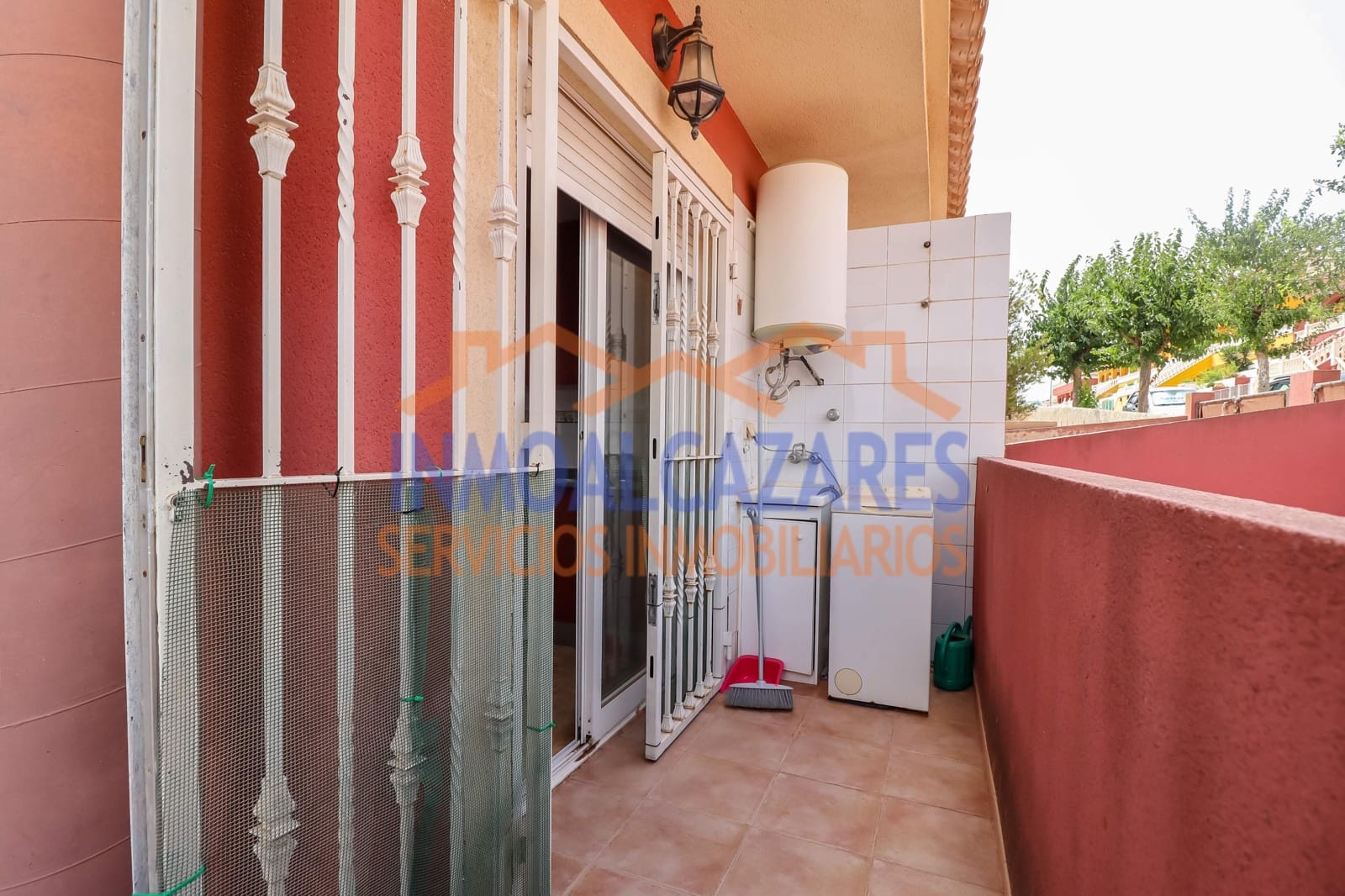 3 soveværelse Villa til salg i El Carmoli med garage - € 215.000 (Ref: 8457023)