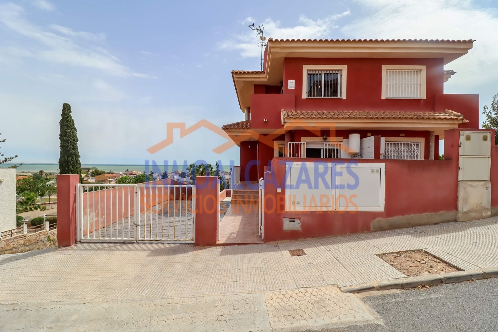 3 soveværelse Villa til salg i El Carmoli med garage - € 215.000 (Ref: 8457023)