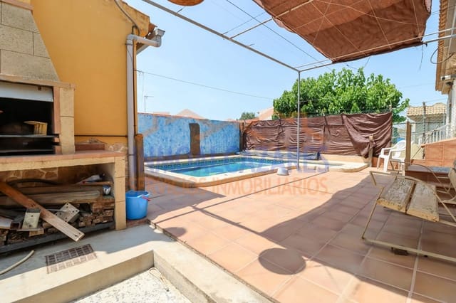 3 Zimmer Villa zu verkaufen in Los Alcázares mit Pool - 156.000 € (Ref: 9068774)