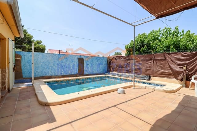 3 Zimmer Villa zu verkaufen in Los Alcázares mit Pool - 156.000 € (Ref: 9068774)
